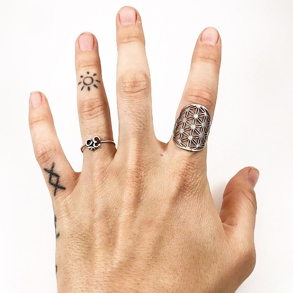 Sacred Geometry Stainless Steel Ring of Life - Picture 4 of 7